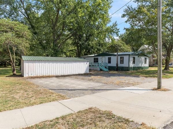 511 S Main Street, La Monte, MO 65337