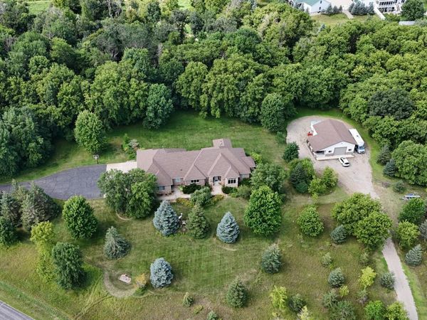 22235 Ridgeview Drive, Saint Augusta, MN 56301