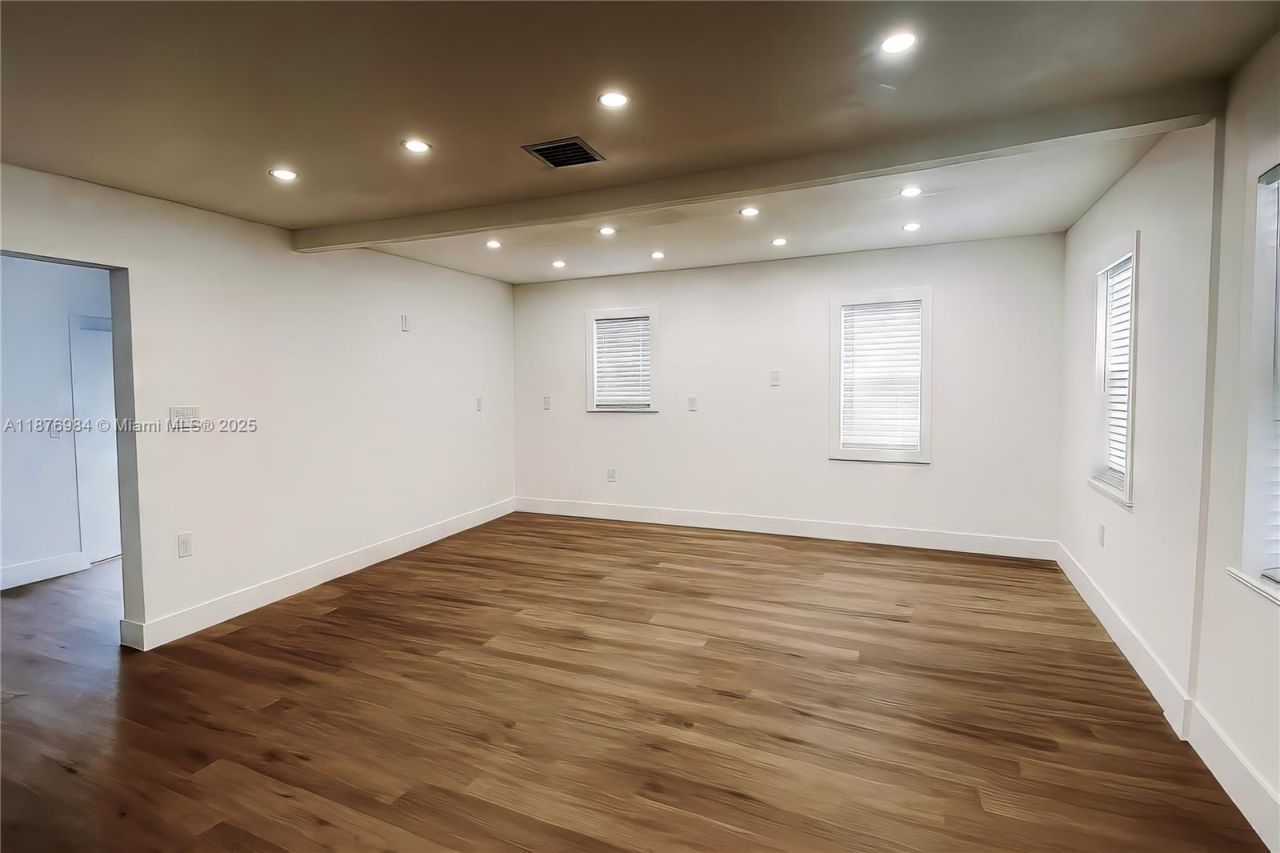 7814 NW 5th Ct, Miami, FL 33150 Photo