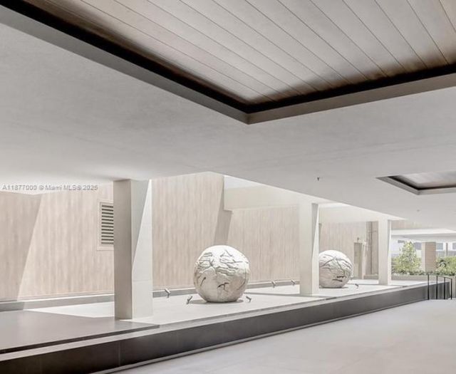 2301 Collins Ave, Unit 611, Miami Beach, FL 33139 Photo