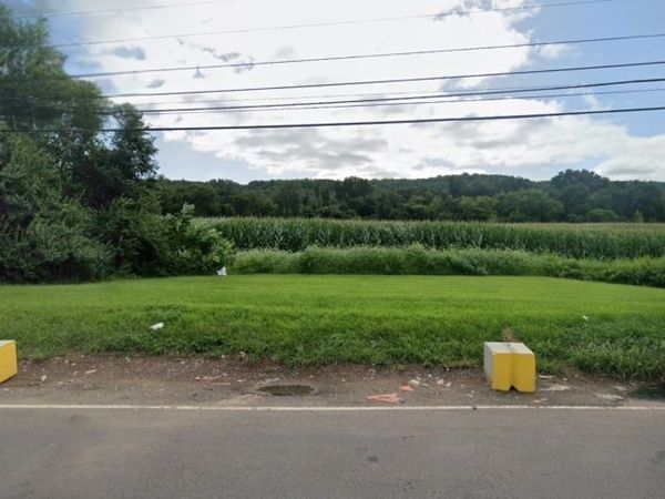 978 Route173 978, Bloomsbury, NJ 08804