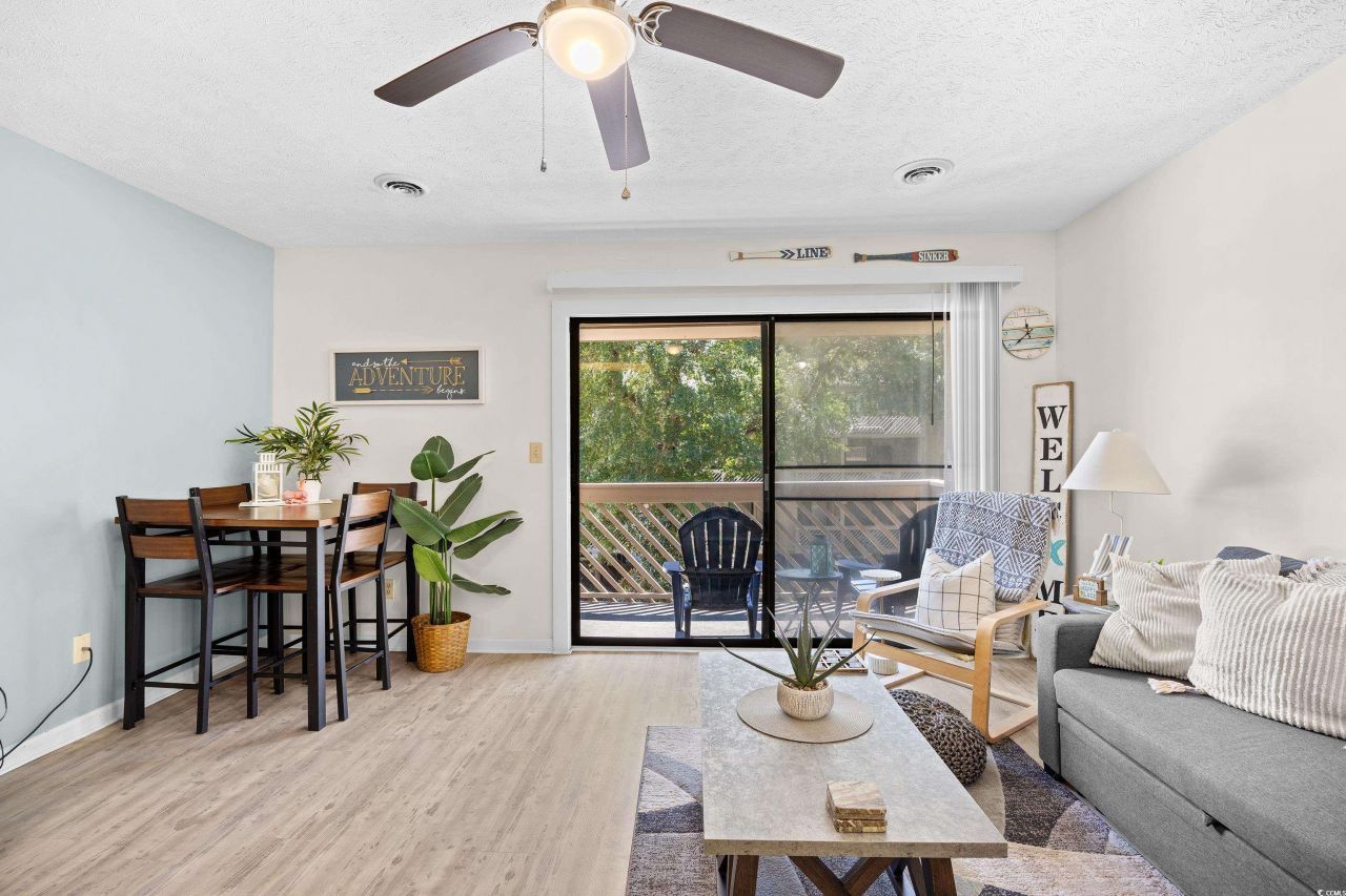 214 Maison Dr. Photo 7