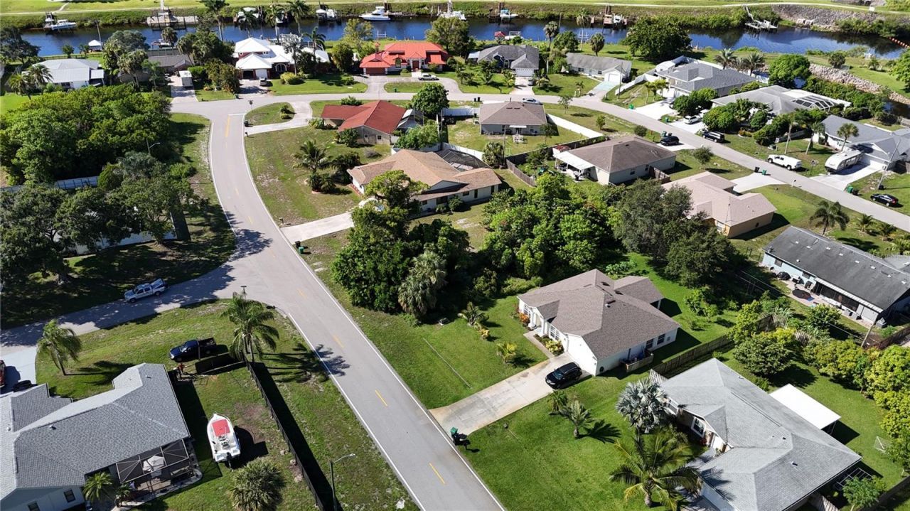 2668 SW Cameo Boulevard, Port Saint Lucie, FL 34953 Photo