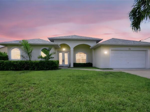 3756 SE 1st AVE , CAPE CORAL, FL 33904