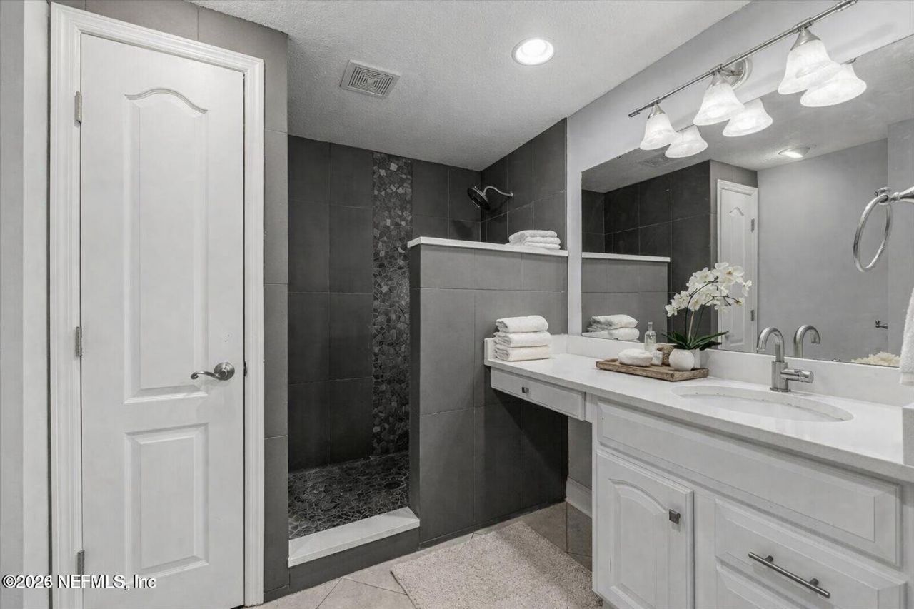 1140 Hickman Road, Jacksonville, FL 32216 Photo