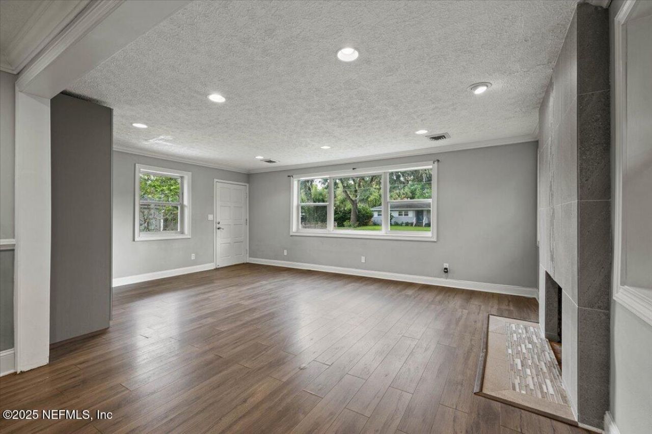 1140 Hickman Road, Jacksonville, FL 32216 Photo