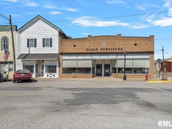 525 Carlin Street, Morrisonville, IL 62546