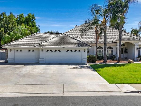 12401 Longmeadow Way, Bakersfield, CA 93312