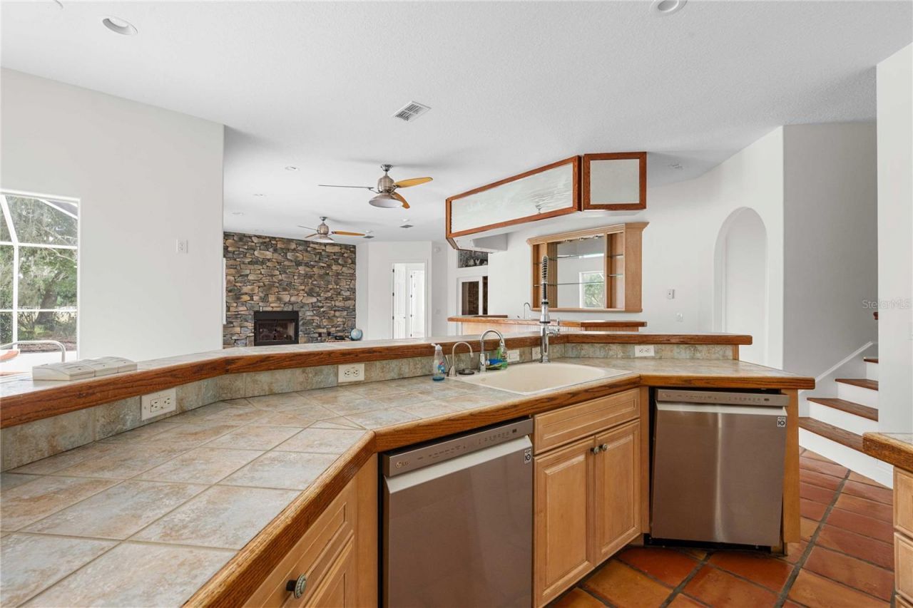 17401 S Highway 475, Summerfield, FL 34491 Photo