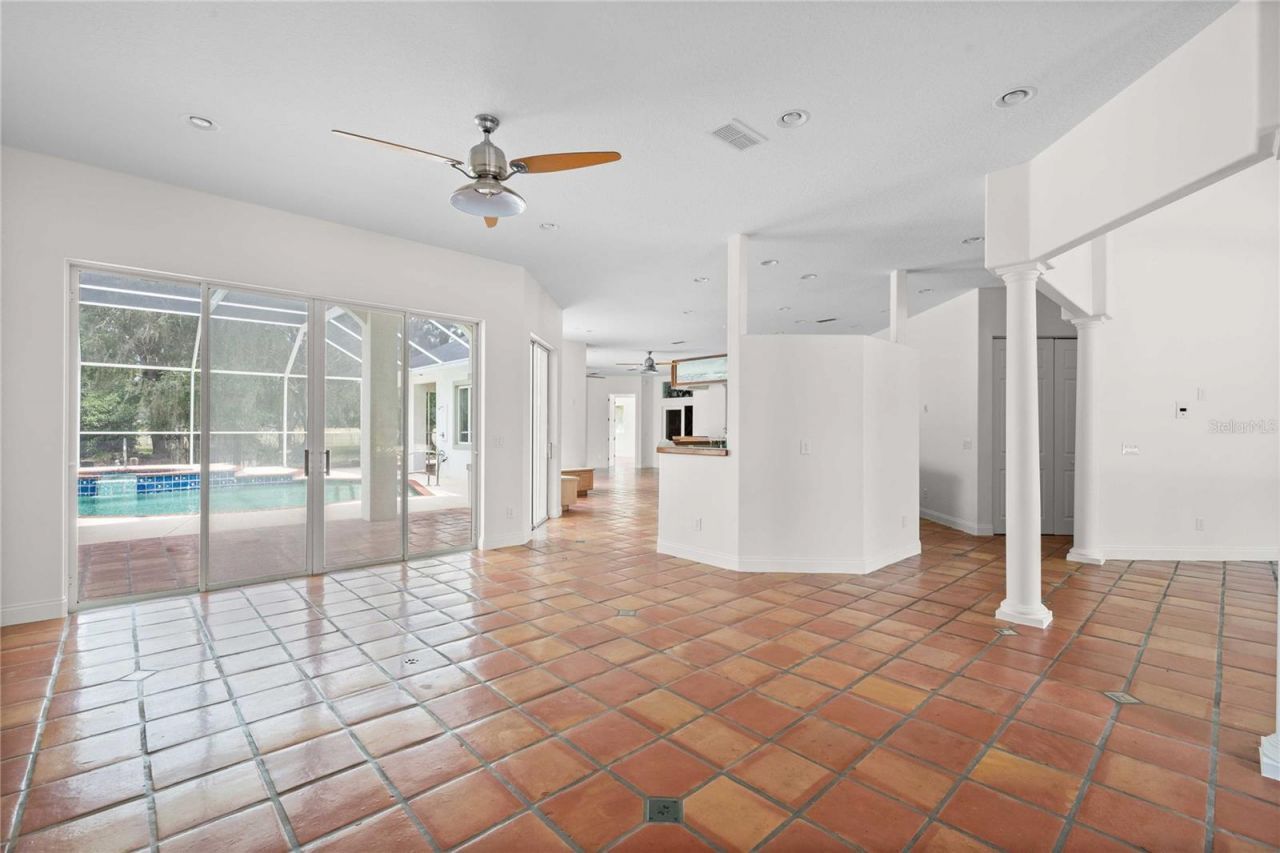 17401 S Highway 475, Summerfield, FL 34491 Photo