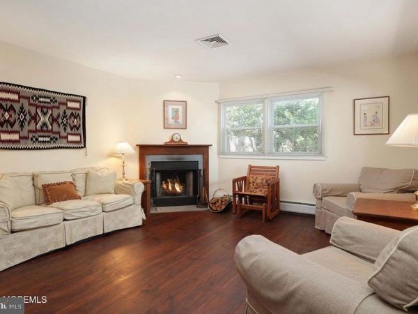 637 COMPASS AVENUE, BEACHWOOD, NJ 08722