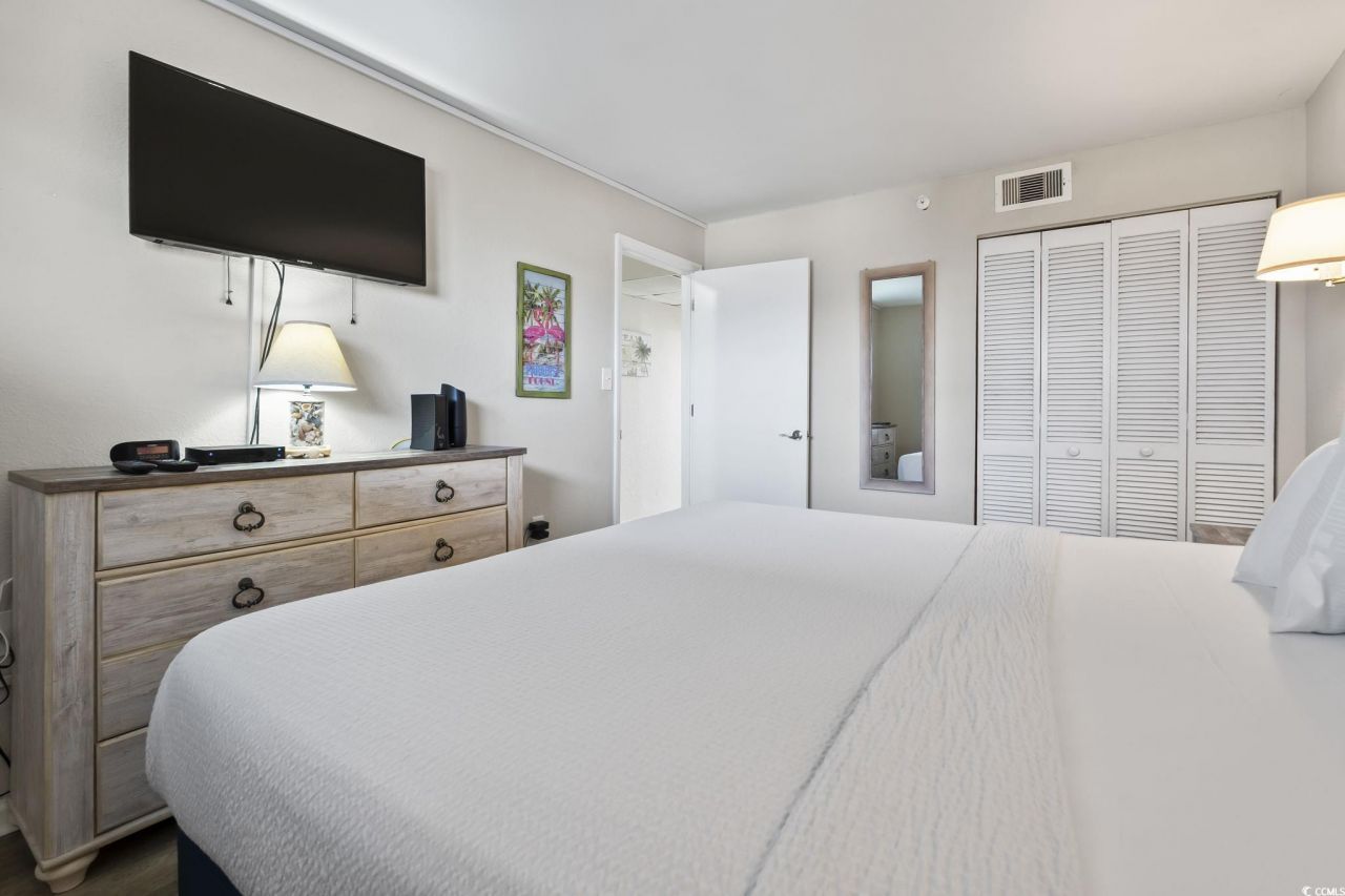 2310 N Ocean Blvd. Photo 15