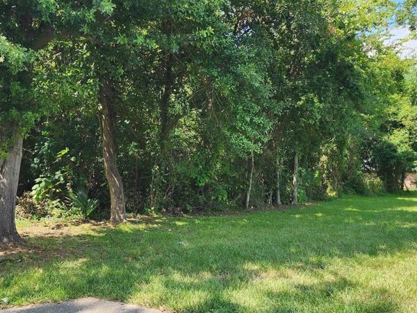 Stilt St, Baton Rouge, LA 70807