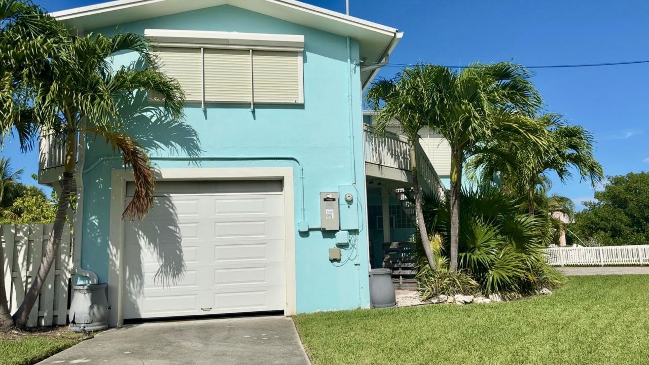 1129 Gordon Drive, Big Pine Key, FL 33043 Main Photo