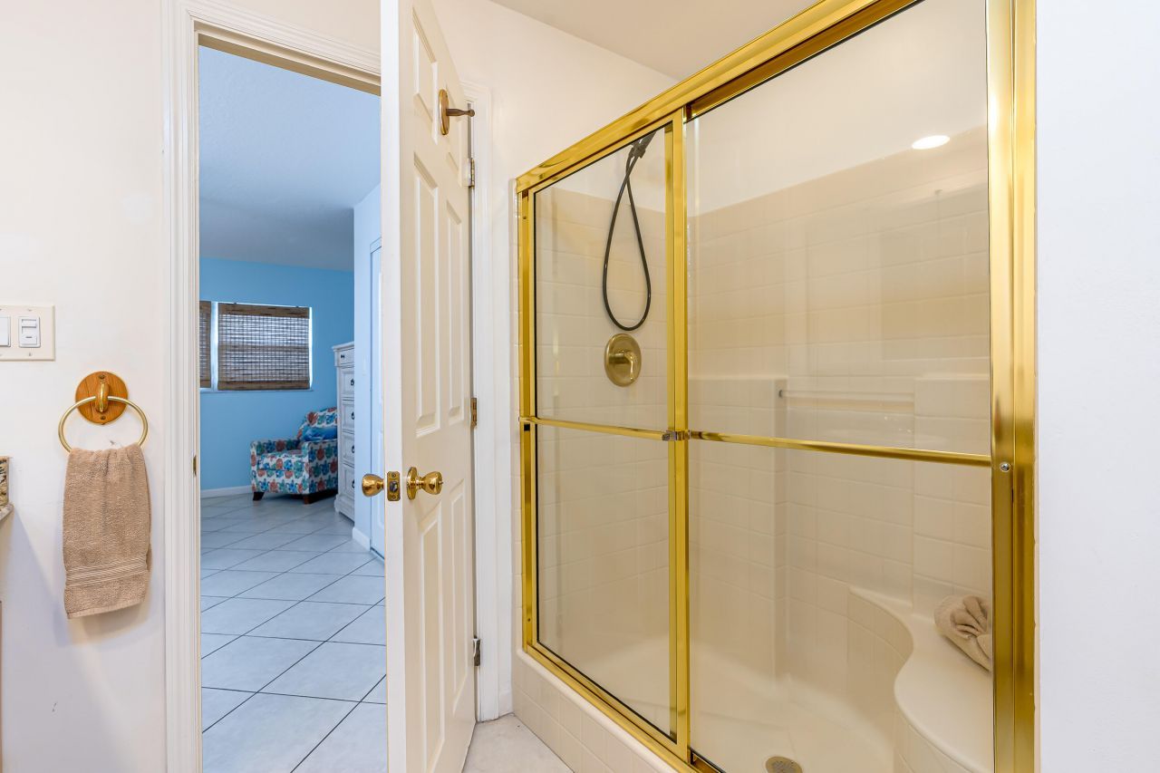 260 Sadowski Causeway, Key Colony, FL 33051 Photo