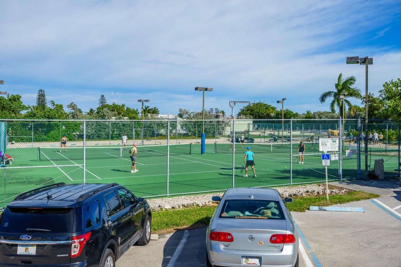 260 Sadowski Causeway, Key Colony, FL 33051 Photo