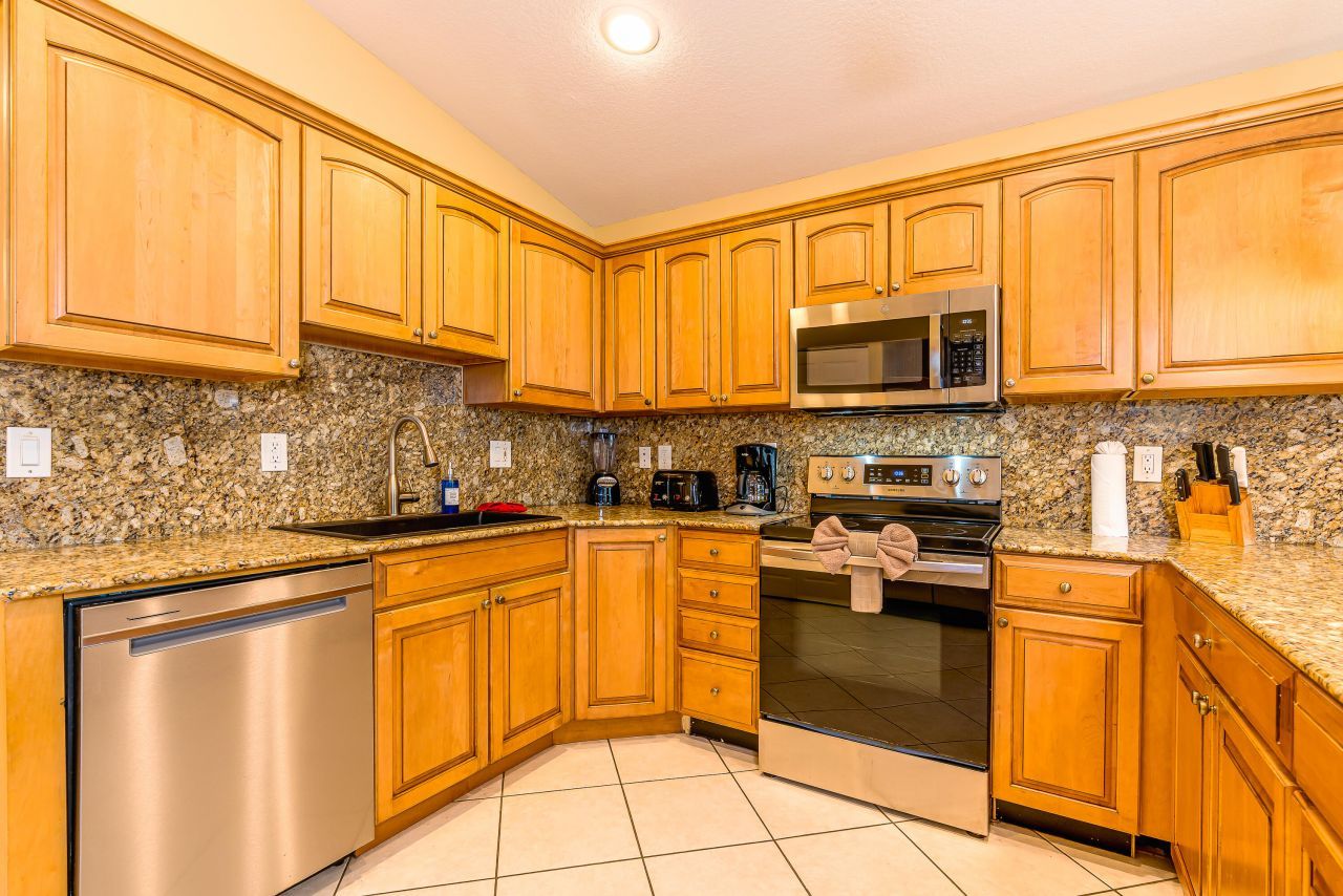 260 Sadowski Causeway, Key Colony, FL 33051 Photo