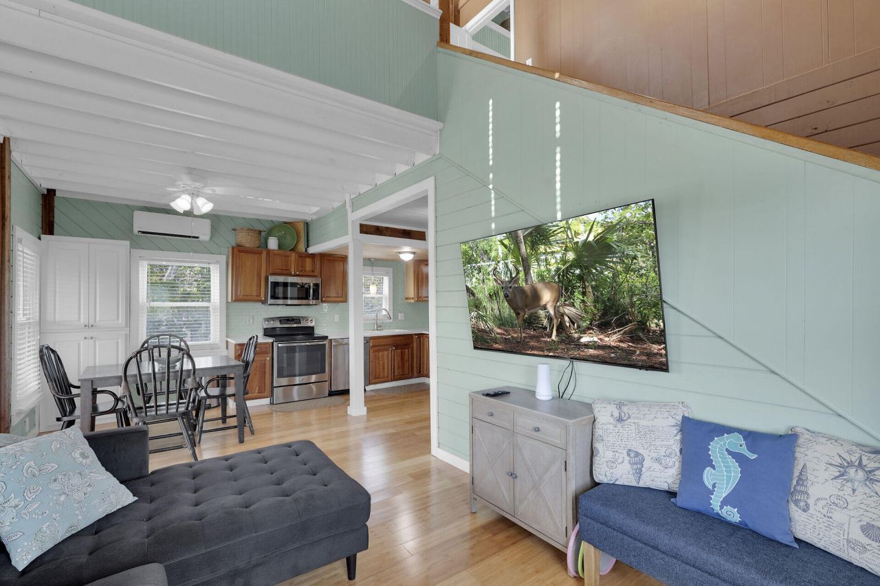 813 Hawksbill Lane, Sugarloaf, FL 33042 Photo