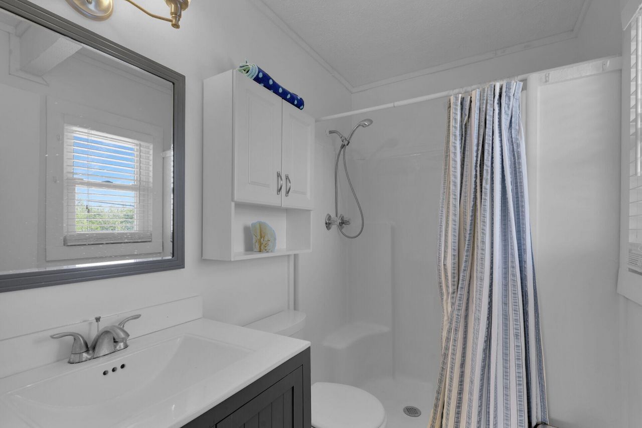 813 Hawksbill Lane, Sugarloaf, FL 33042 Photo