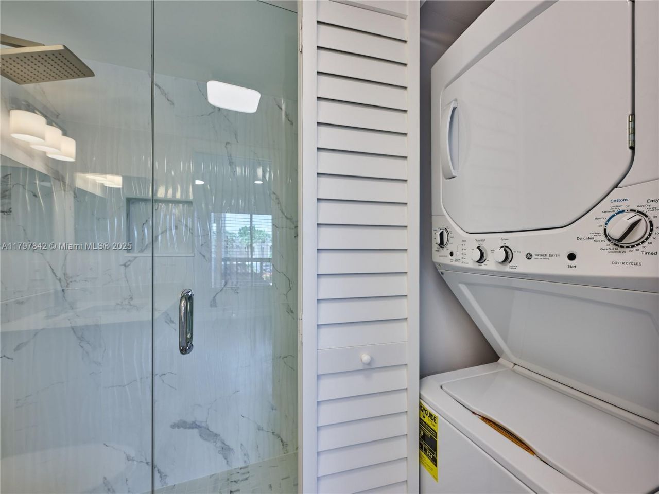 5380 Cedar Lake Dr, Unit 204, Boynton Beach, FL 33437 Photo