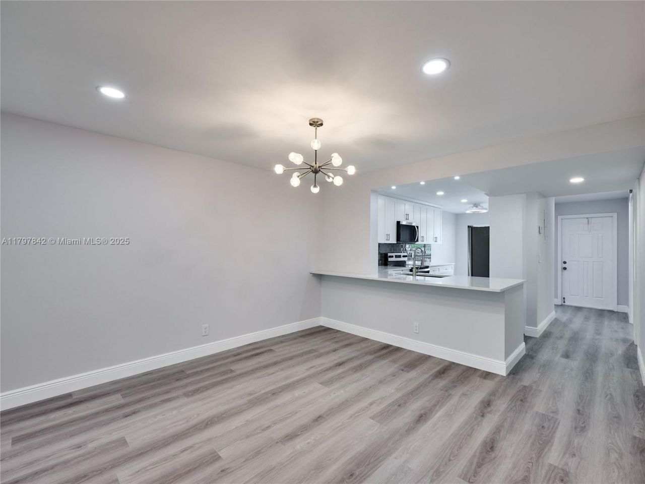 5380 Cedar Lake Dr, Unit 204, Boynton Beach, FL 33437 Photo