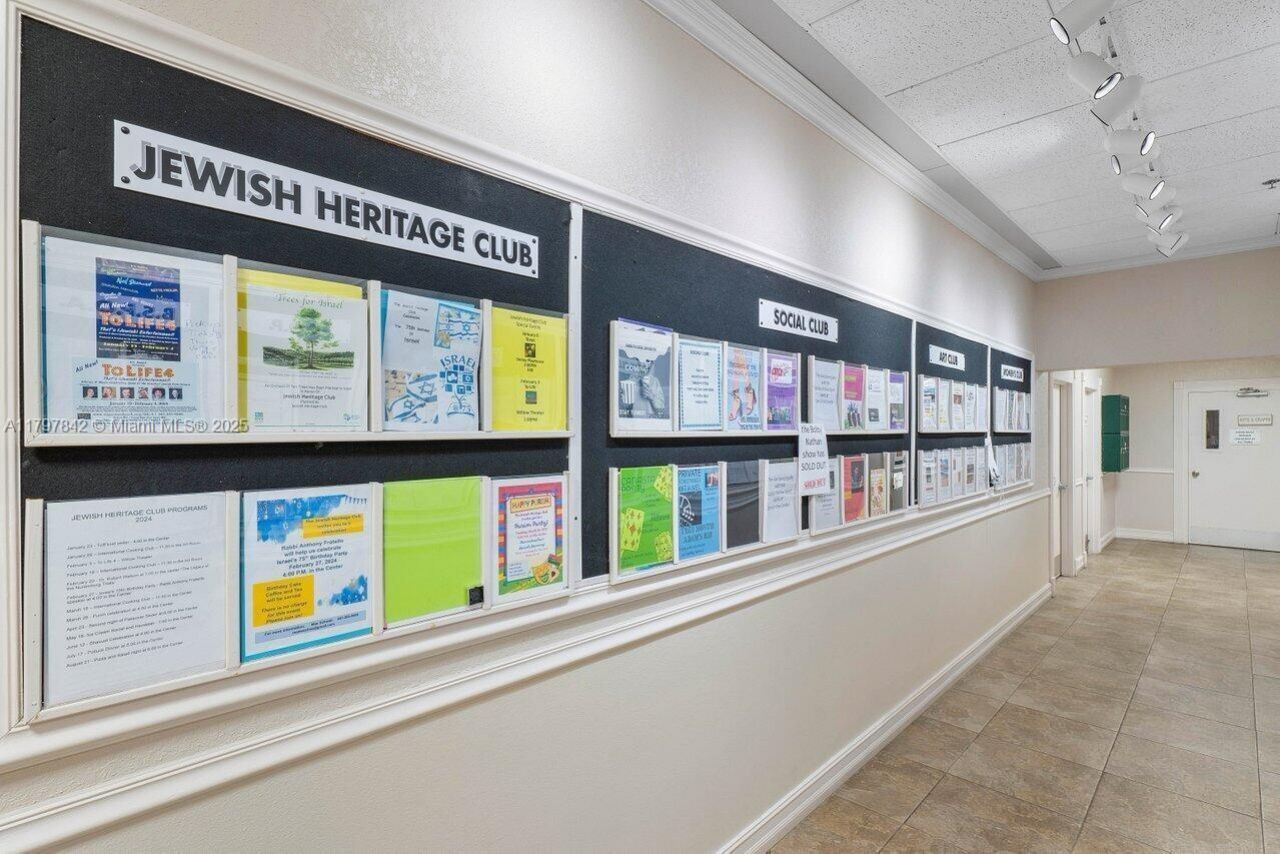 5380 Cedar Lake Dr, Unit 204, Boynton Beach, FL 33437 Photo