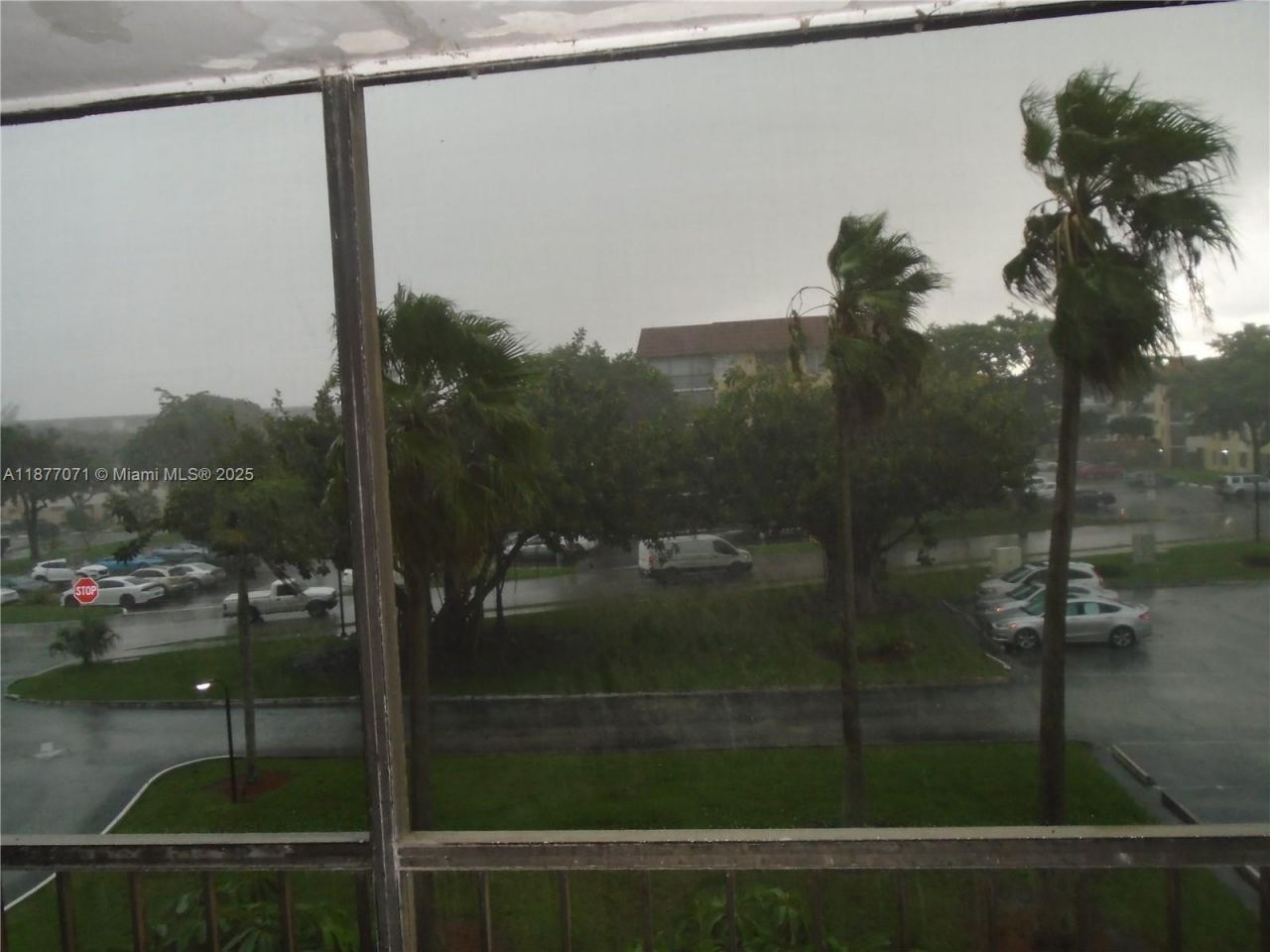 4174 Inverrary Dr, Unit 303, Lauderhill, FL 33319 Photo