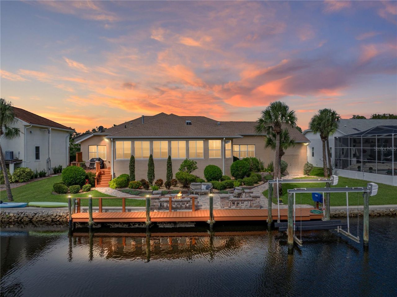 11972 W Riverhaven Drive, Homosassa, FL 34448 Photo