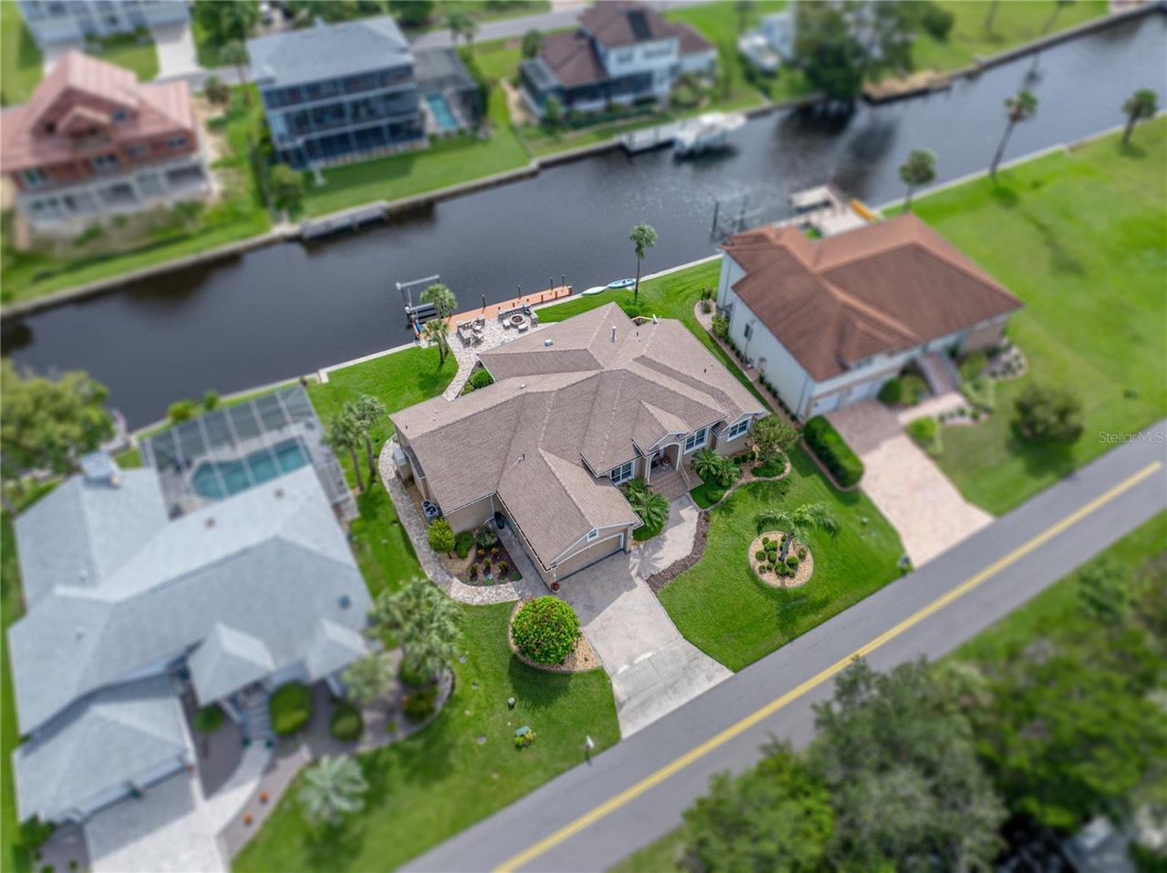 11972 W Riverhaven Drive, Homosassa, FL 34448 Photo