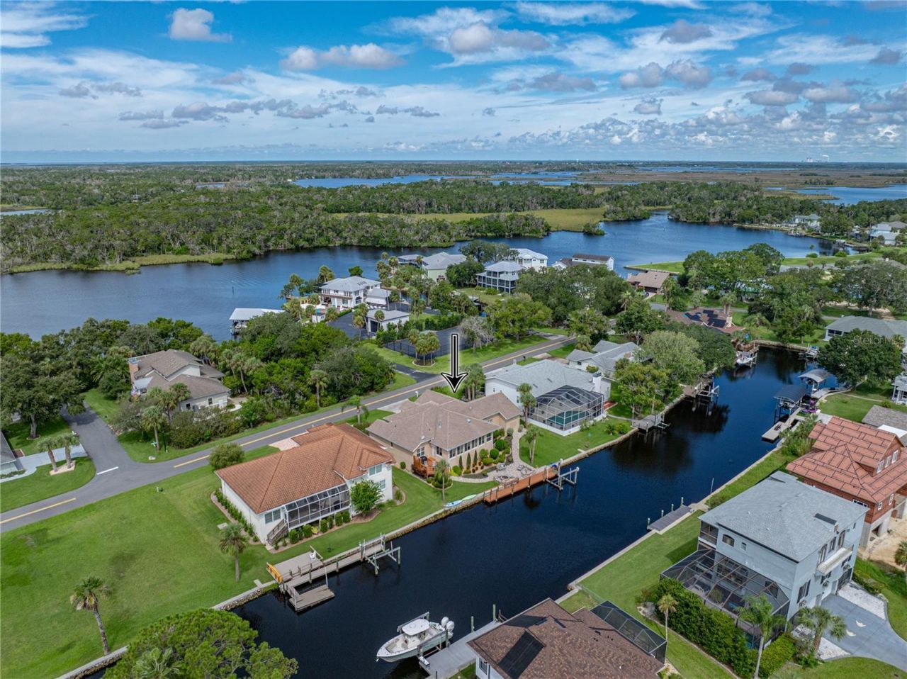 11972 W Riverhaven Drive, Homosassa, FL 34448 Photo