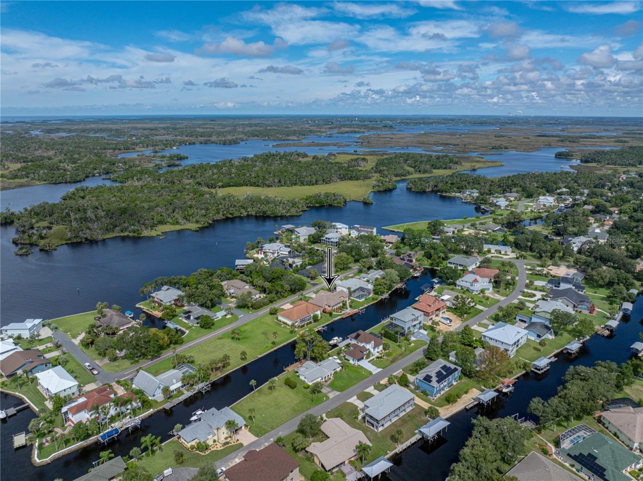 11972 W Riverhaven Drive, Homosassa, FL 34448 Photo