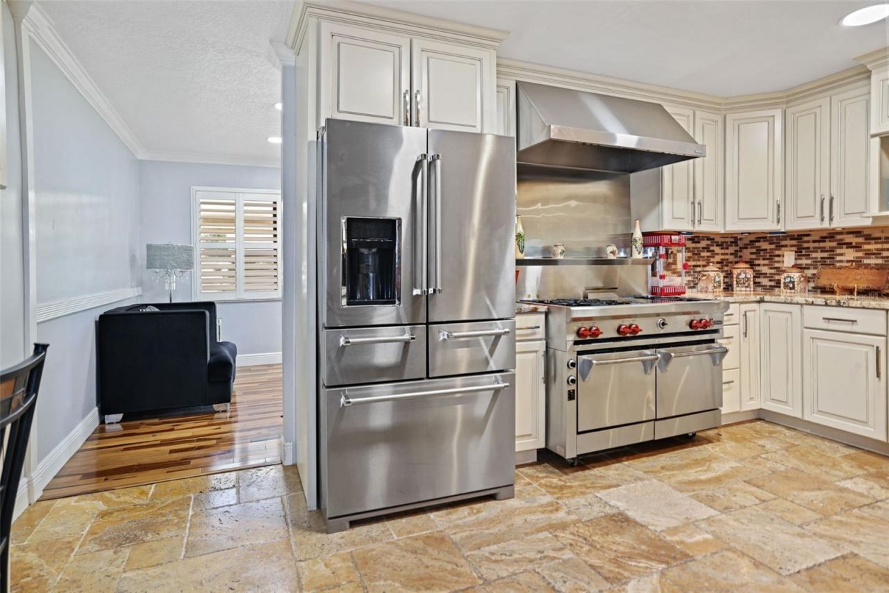 2035 28th Street S, Saint Petersburg, FL 33712 Photo