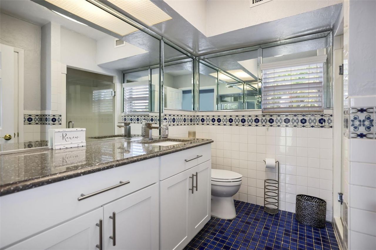 2035 28th Street S, Saint Petersburg, FL 33712 Photo