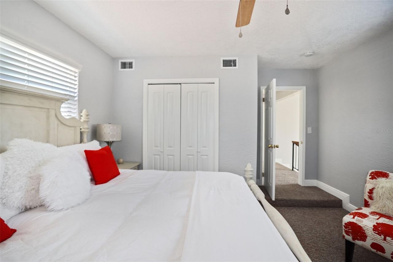 2035 28th Street S, Saint Petersburg, FL 33712 Photo