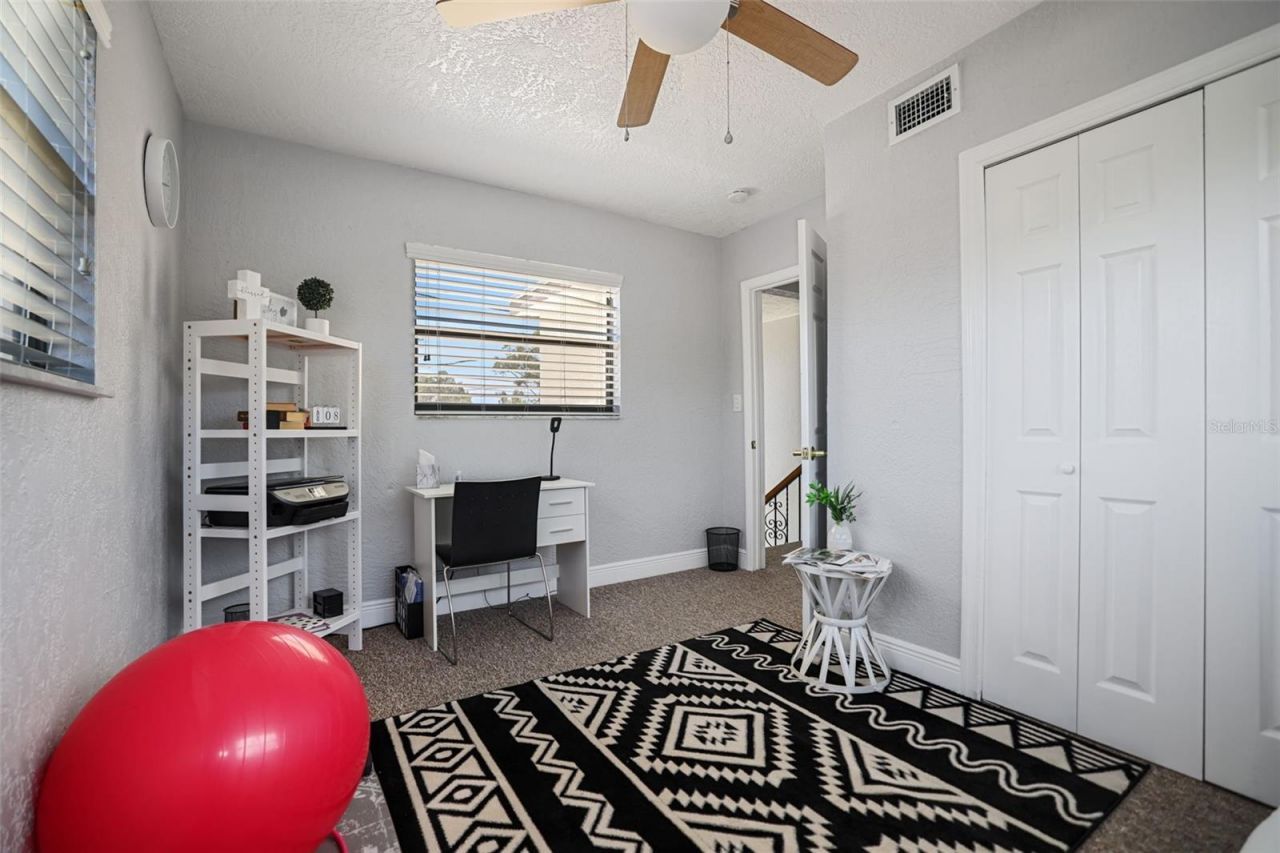 2035 28th Street S, Saint Petersburg, FL 33712 Photo