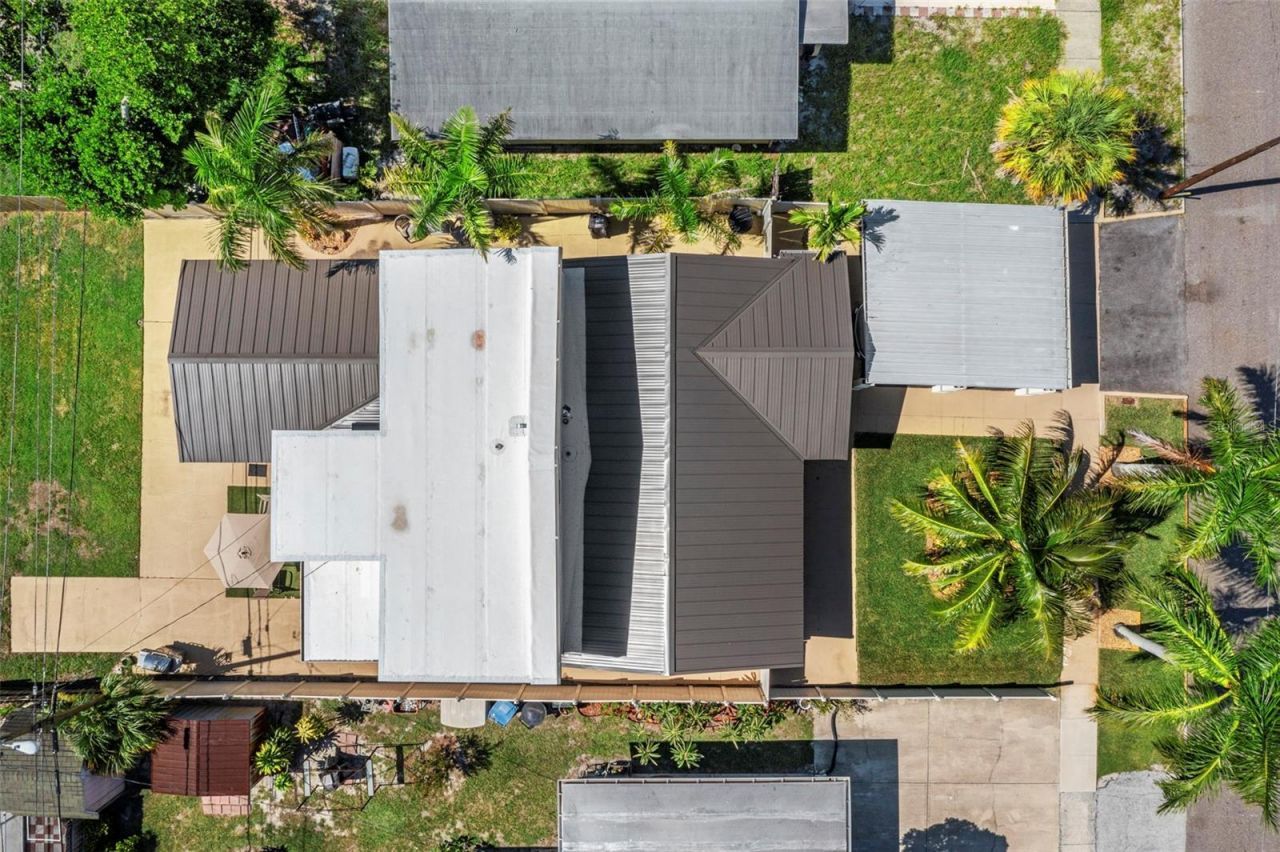 2035 28th Street S, Saint Petersburg, FL 33712 Photo