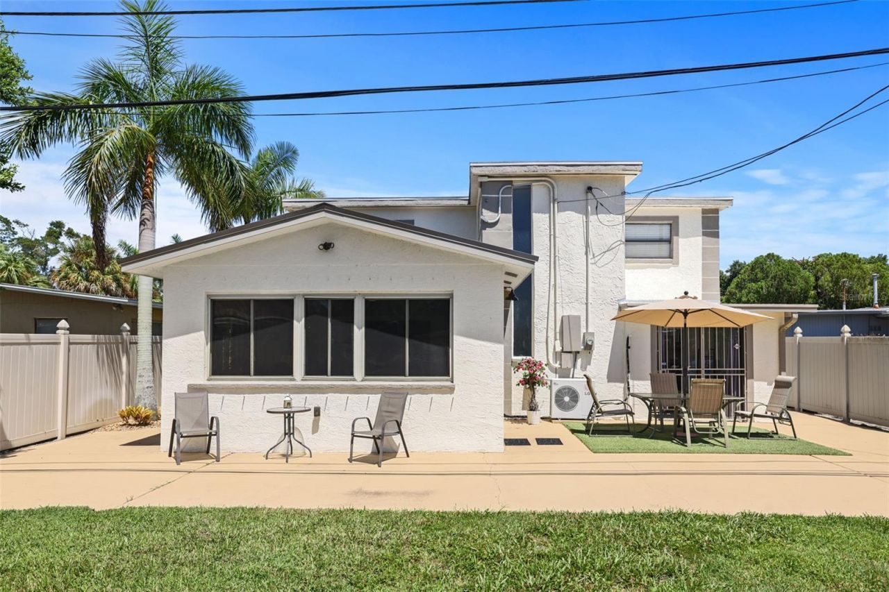 2035 28th Street S, Saint Petersburg, FL 33712 Photo