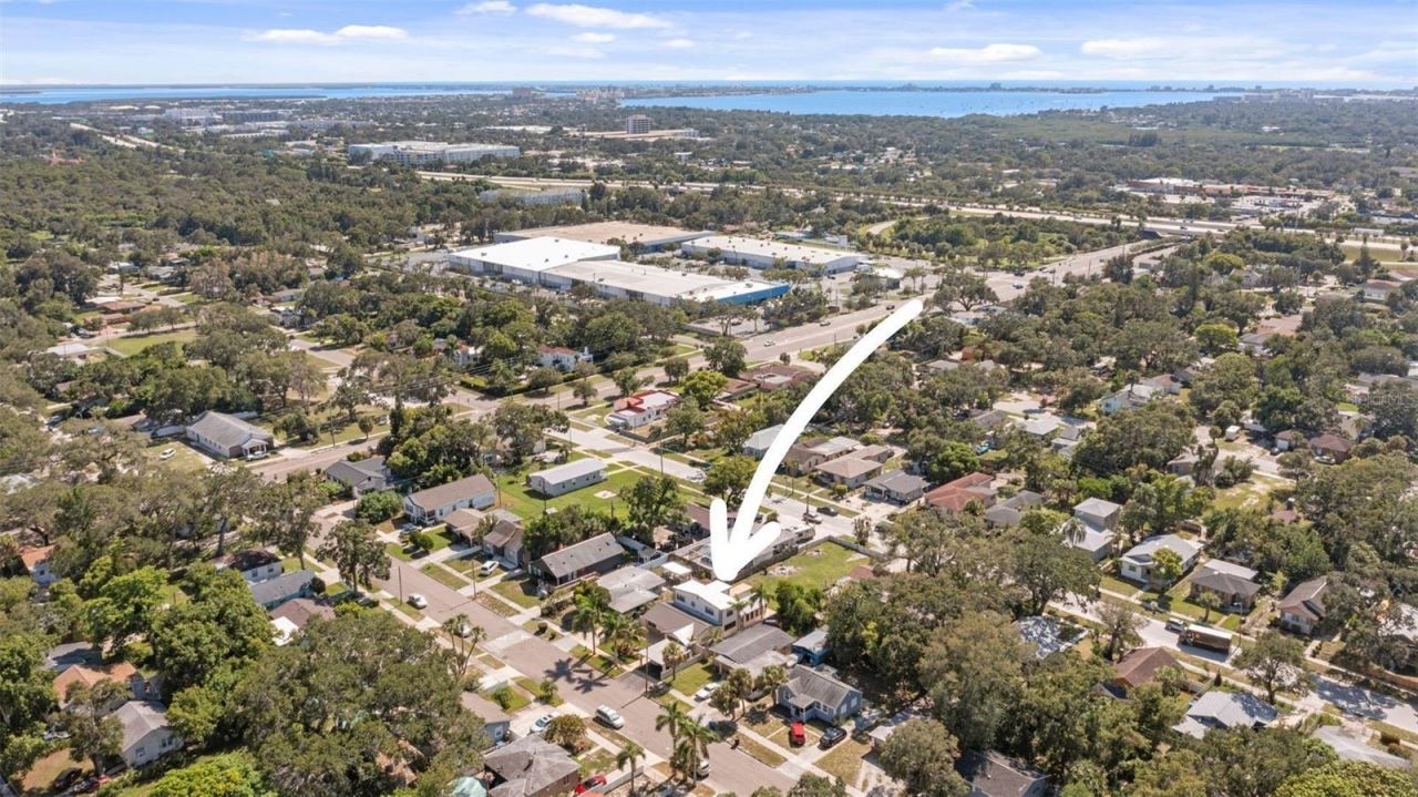 2035 28th Street S, Saint Petersburg, FL 33712 Photo