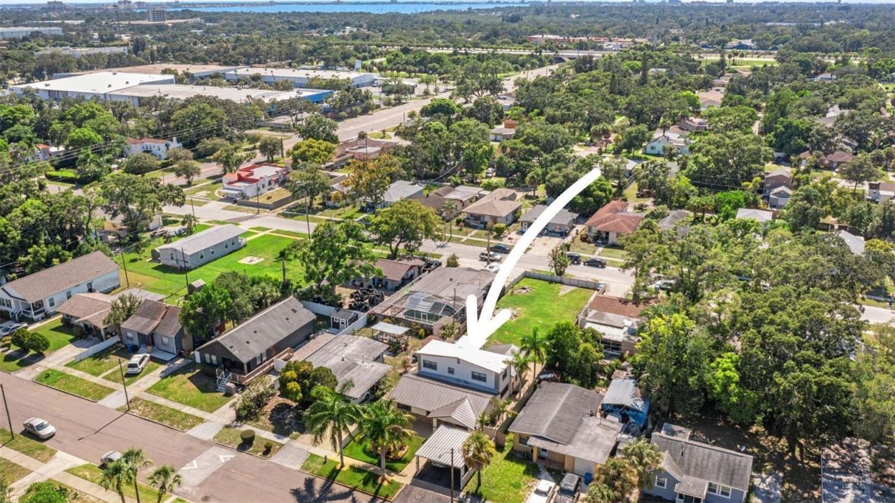 2035 28th Street S, Saint Petersburg, FL 33712 Photo