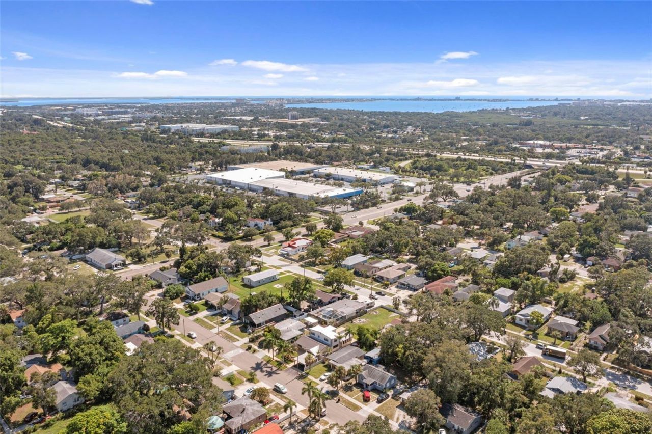 2035 28th Street S, Saint Petersburg, FL 33712 Photo