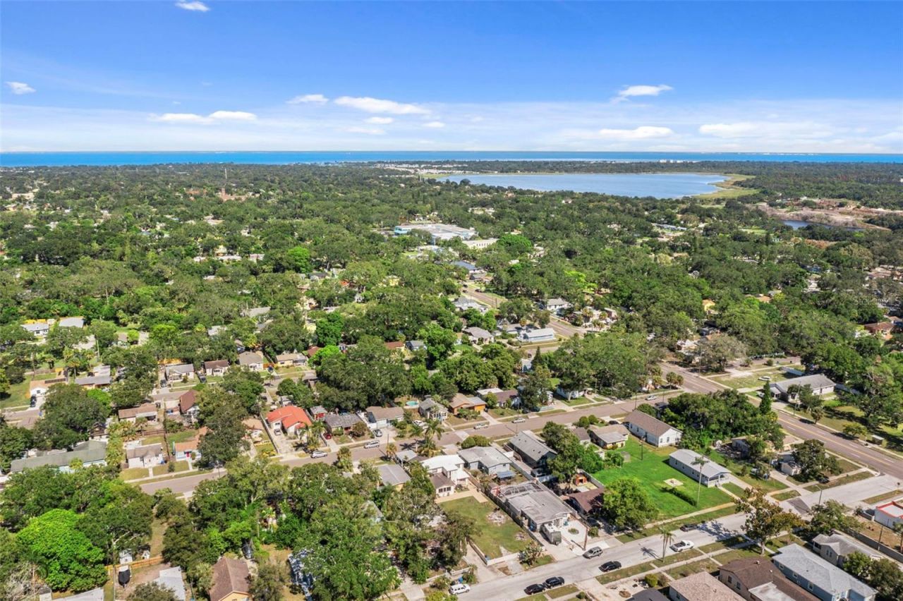 2035 28th Street S, Saint Petersburg, FL 33712 Photo