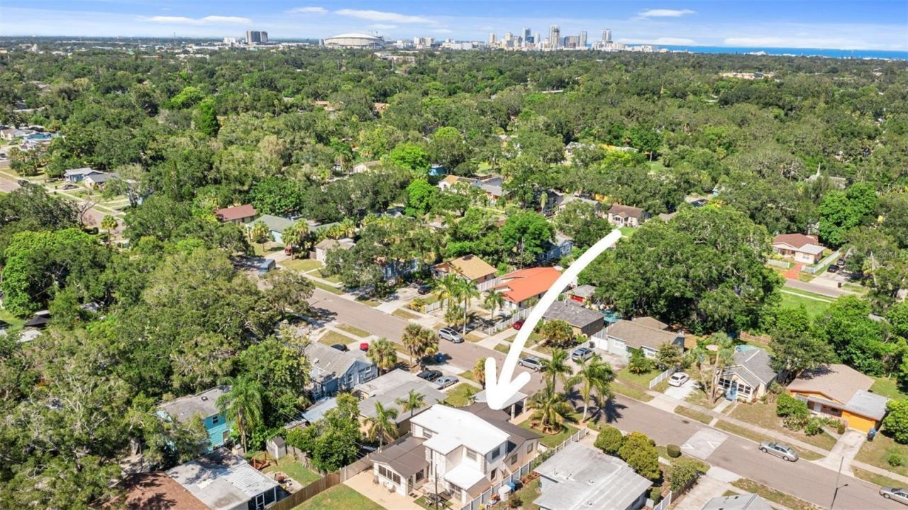 2035 28th Street S, Saint Petersburg, FL 33712 Photo
