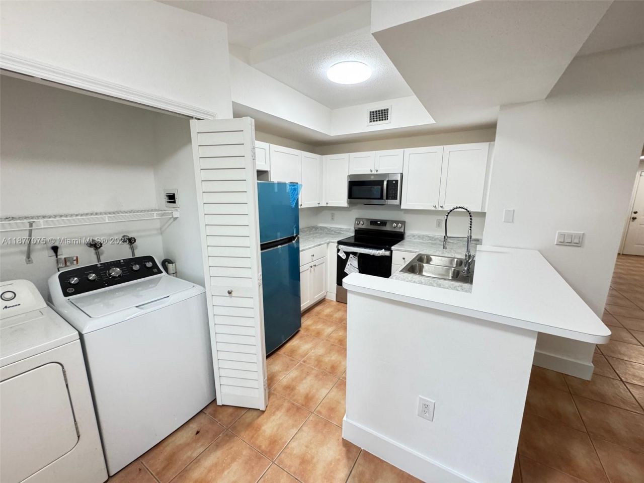 10170 SW 88th St, Unit 305, Miami, FL 33176 Photo