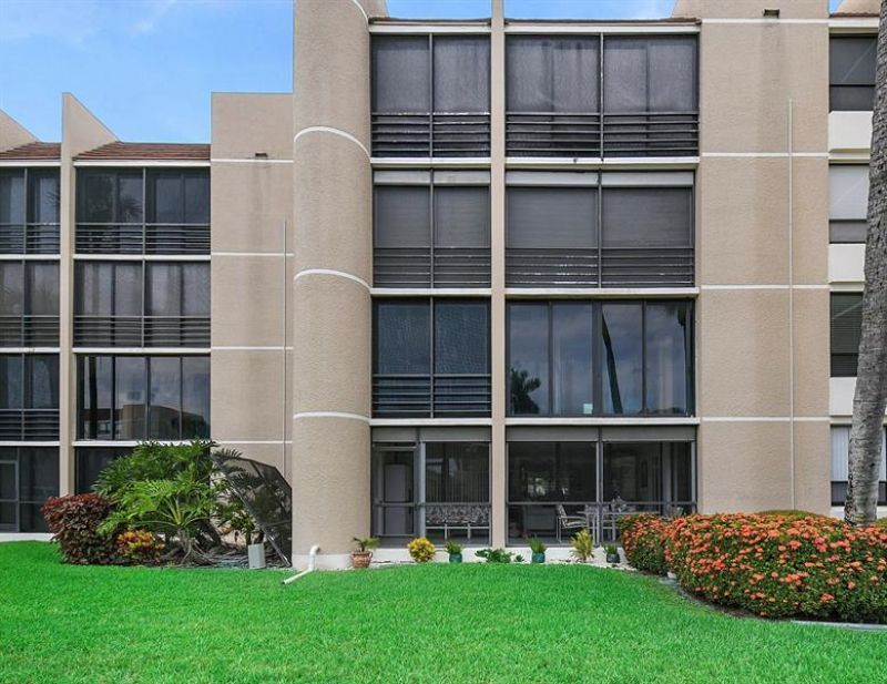 3412 NE Causeway Blvd, Unit 103, Jensen Beach, FL 34957 Photo