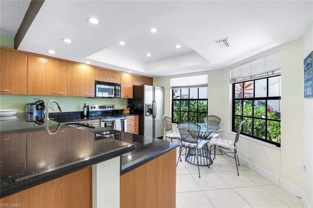 823 Meadowland Dr, Unit H, Naples, FL 34108 Photo