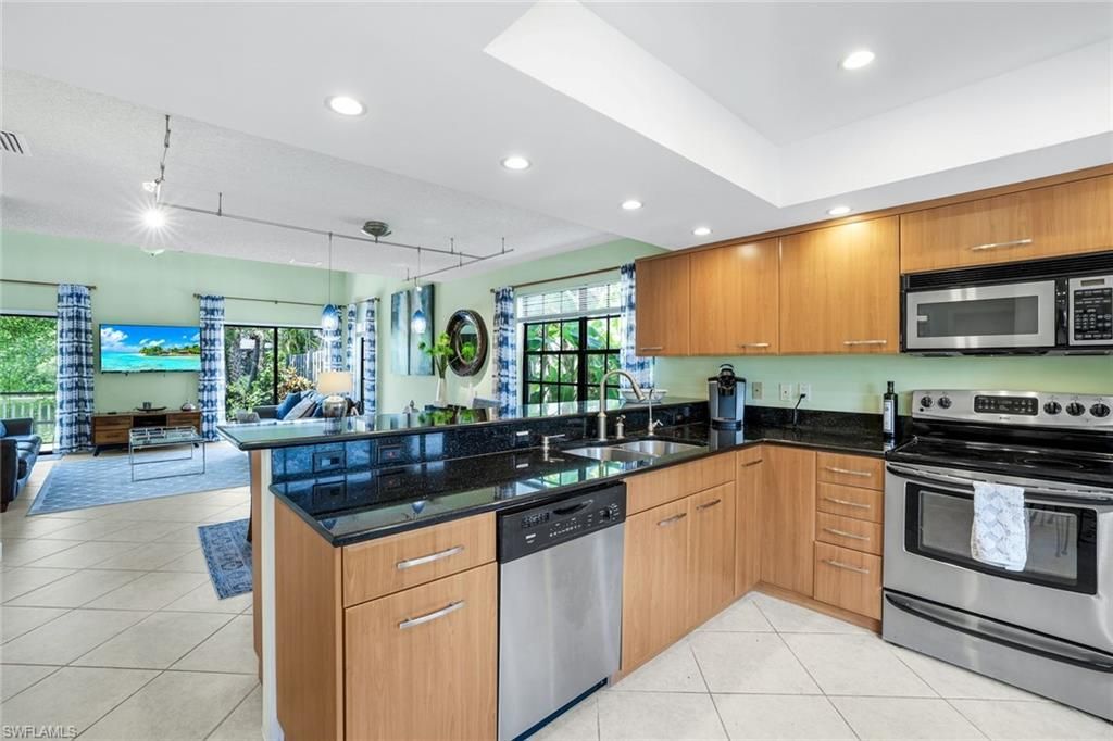 823 Meadowland Dr, Unit H, Naples, FL 34108 Photo