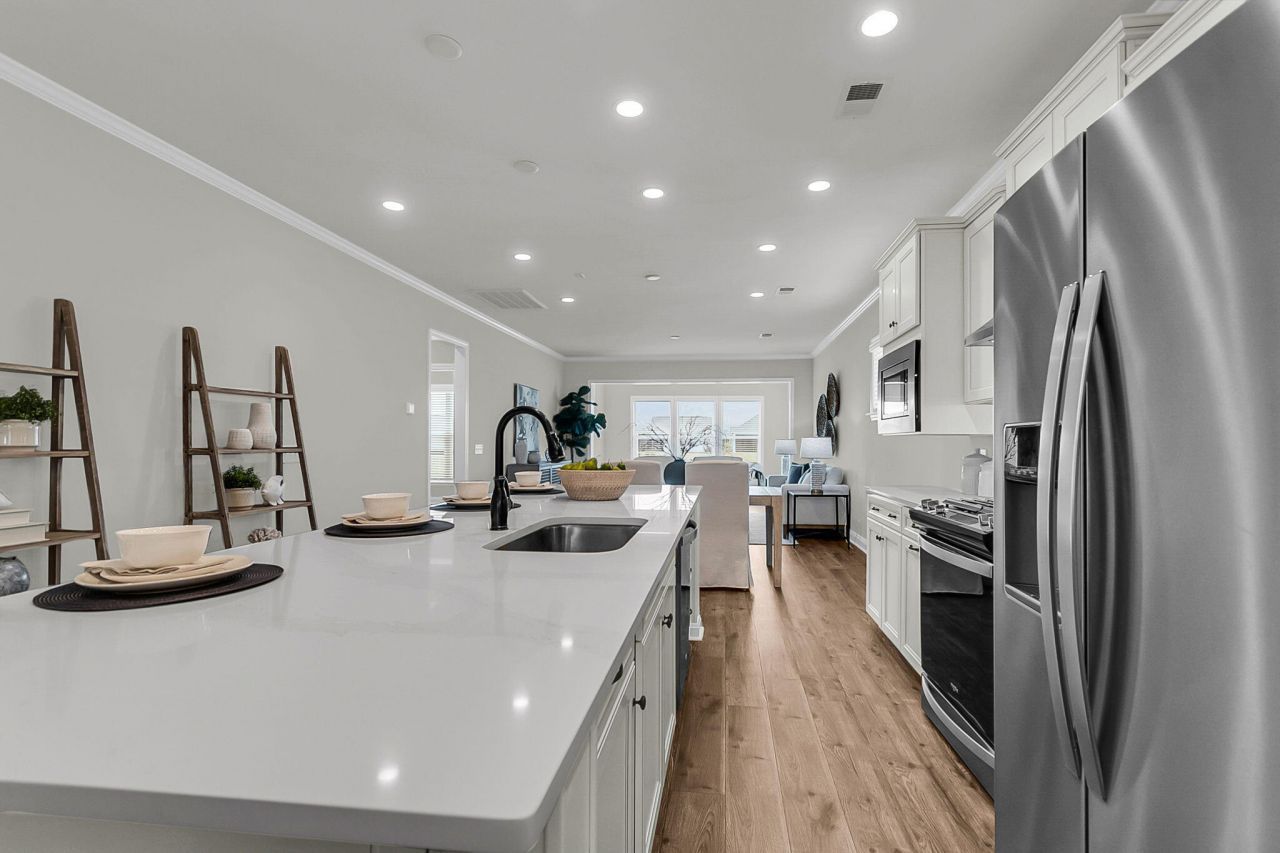 214 Garden Gate Way Photo 6