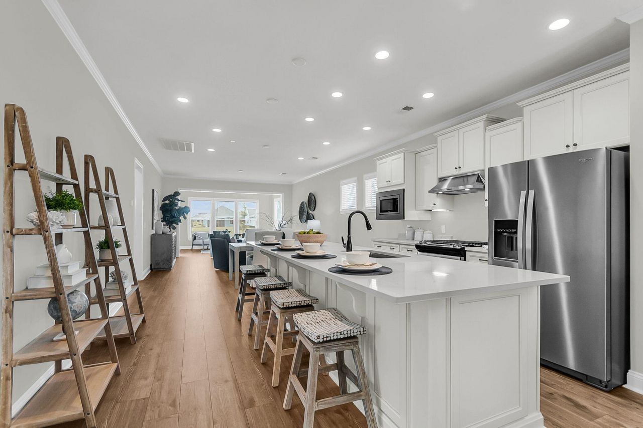 214 Garden Gate Way Photo 7