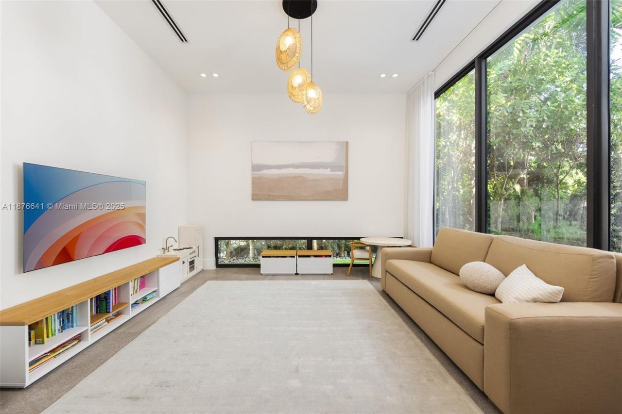 2321 Trapp Ave, Coconut Grove, FL 33133 Photo