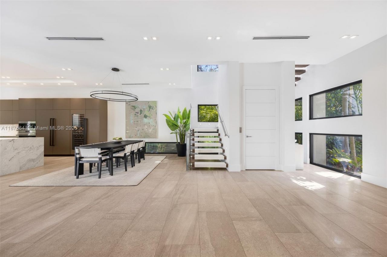 2321 Trapp Ave, Coconut Grove, FL 33133 Photo